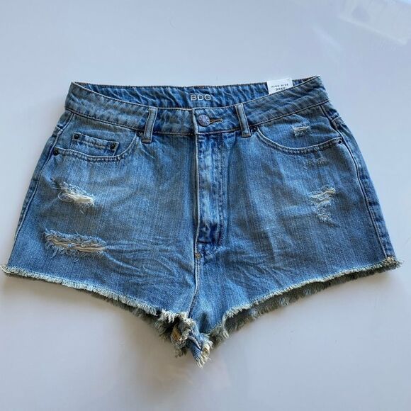 NWT BDG Denim High Waisted Dree Cheeky Shorts 31” - Picture 4 of 7